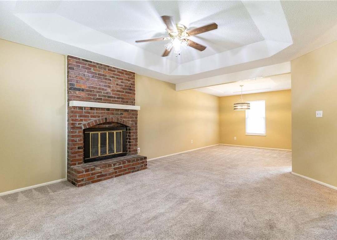 5332 Locust Avenue — photo 11