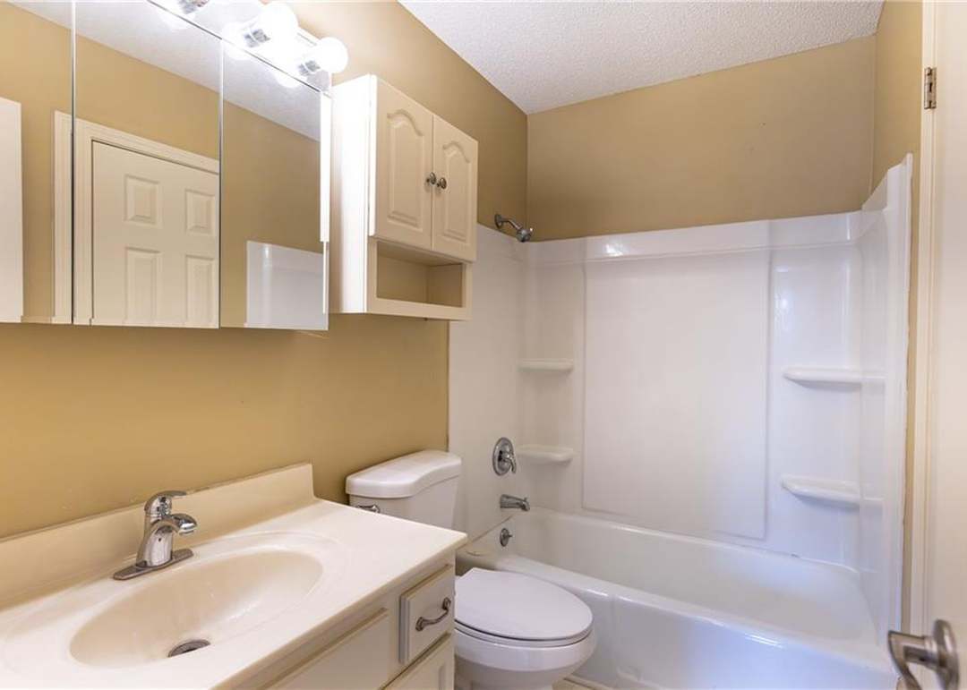 5332 Locust Avenue — photo 17