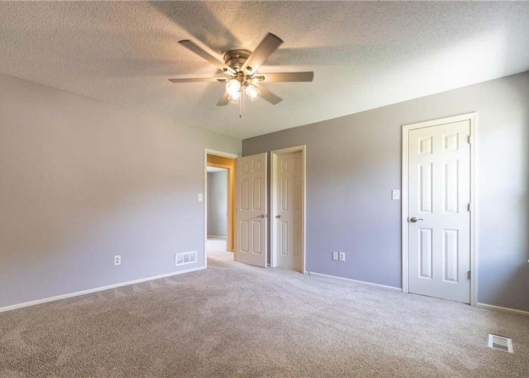 5332 Locust Avenue — photo 18