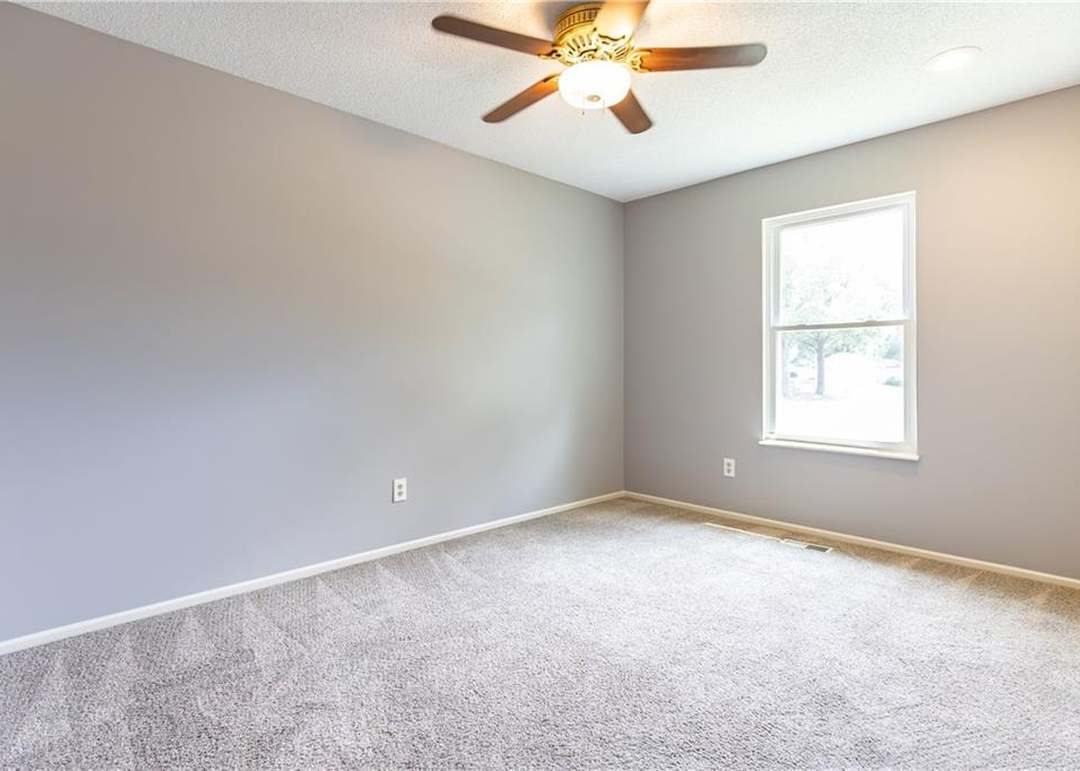 5332 Locust Avenue — photo 20
