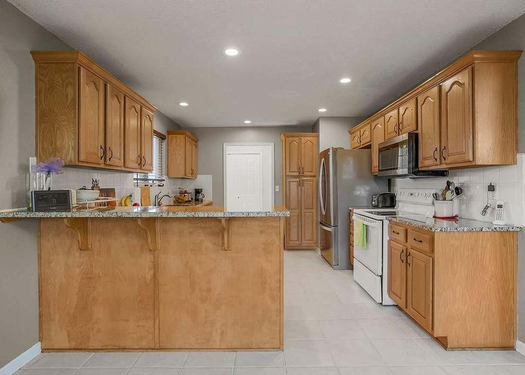 116 E Westhoff Place — photo 11