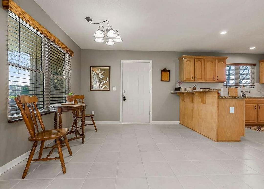 116 E Westhoff Place — photo 14