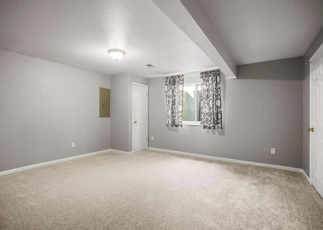 116 E Westhoff Place — photo 22