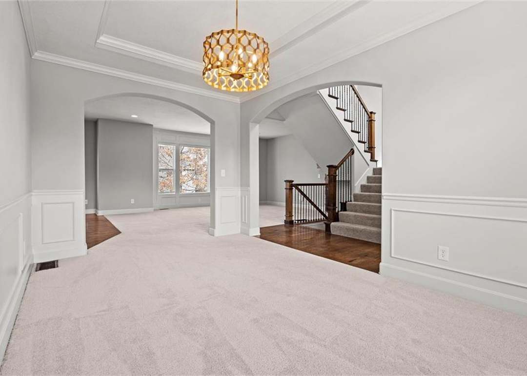 18664 W 165th Street — photo 4