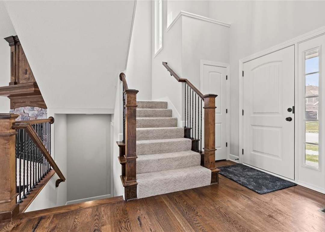 18664 W 165th Street — photo 8