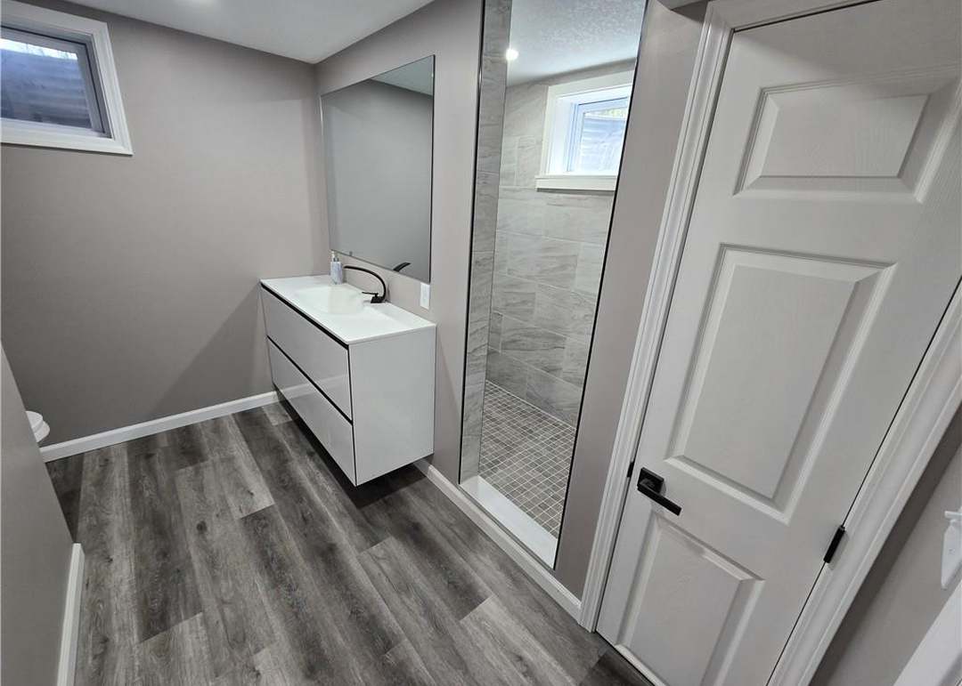 5027 N Spruce Avenue — photo 14