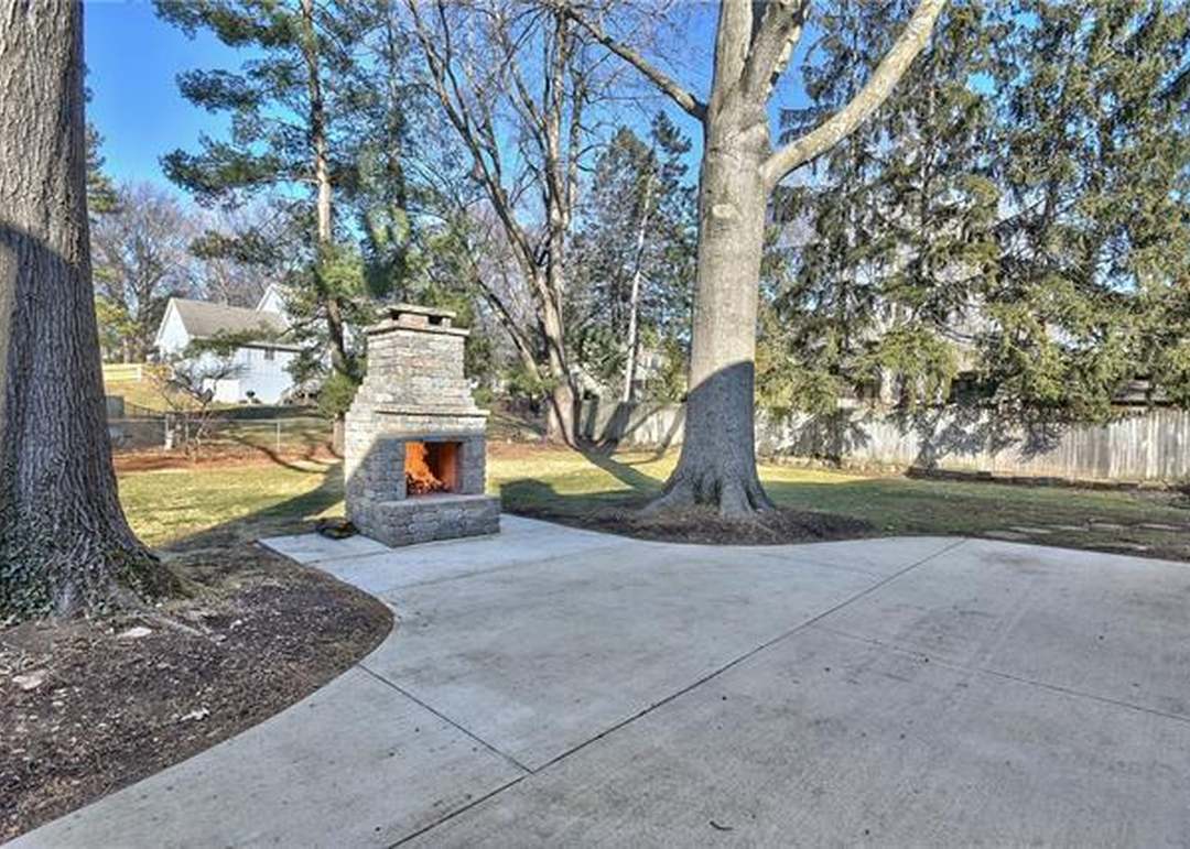 12800 Oakmont Drive — photo 23