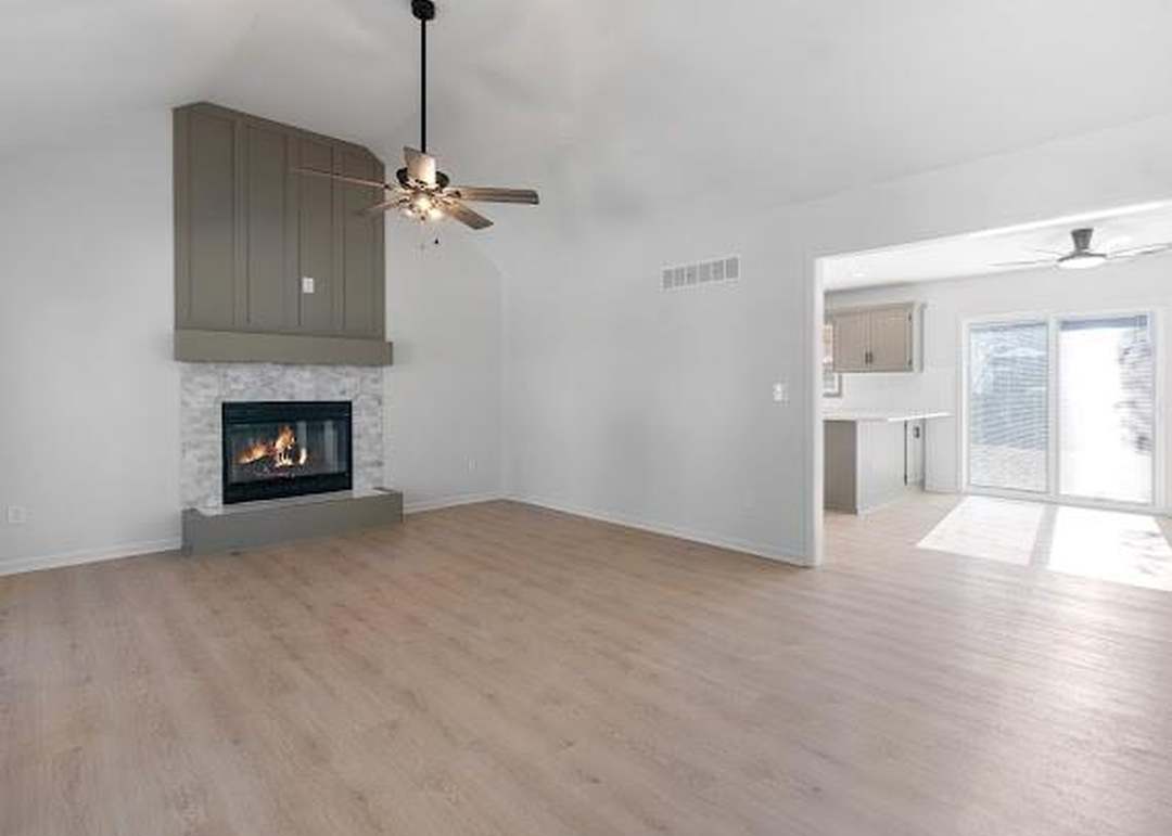 1225 NE KENWOOD Drive — photo 12