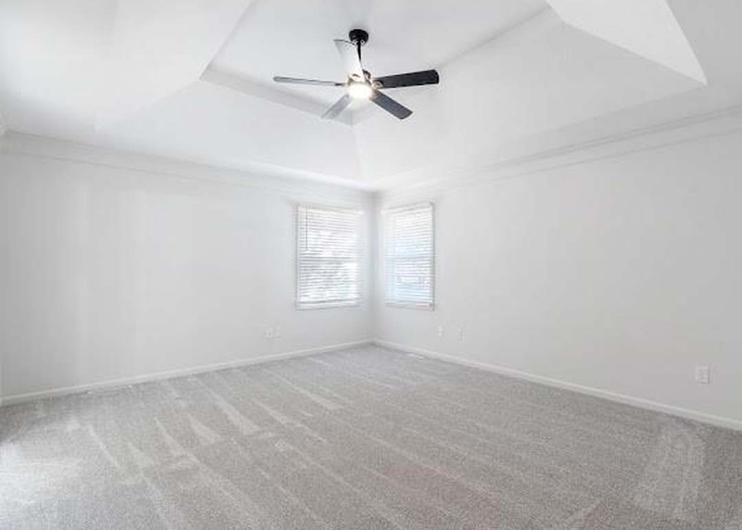 1225 NE KENWOOD Drive — photo 29