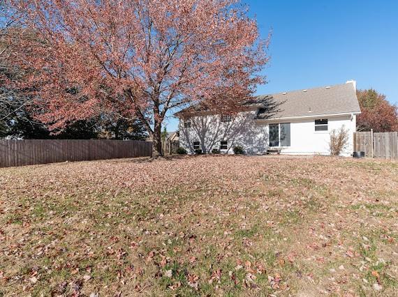 1225 NE KENWOOD Drive — photo 45