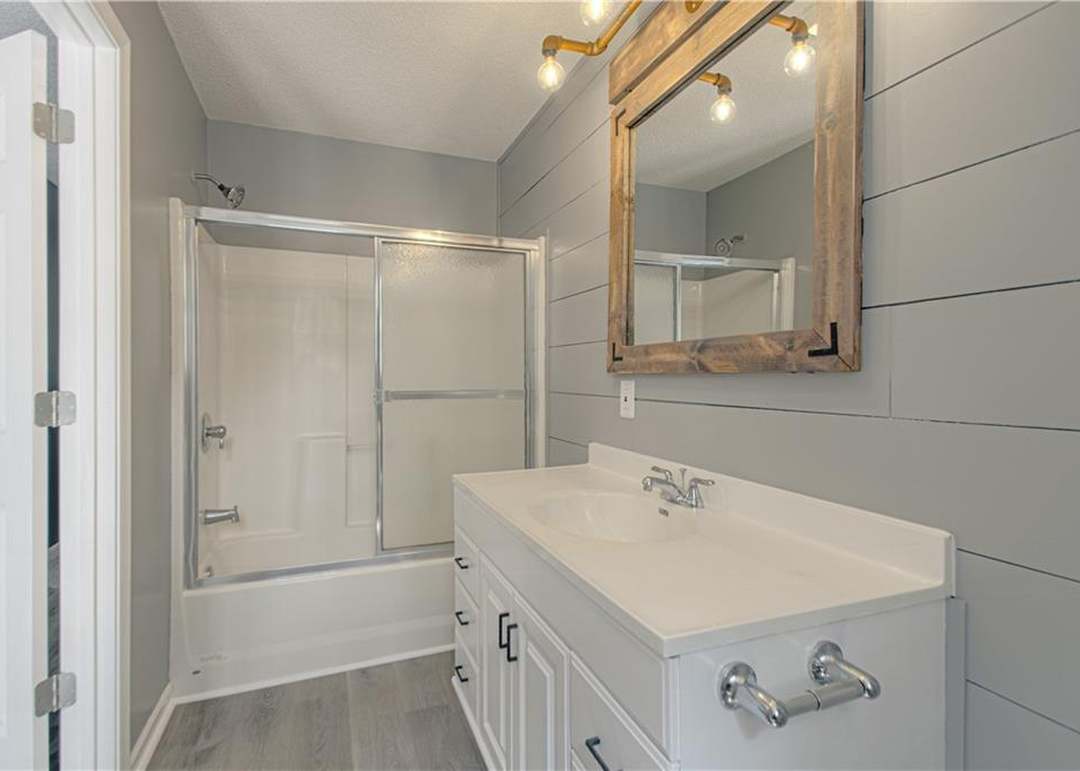 5730 NE 44th Street — photo 21