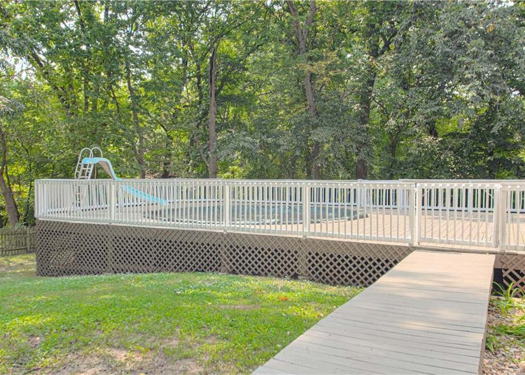 5730 NE 44th Street — photo 37