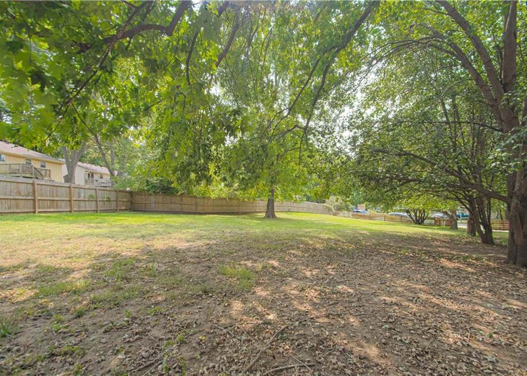 5730 NE 44th Street — photo 40