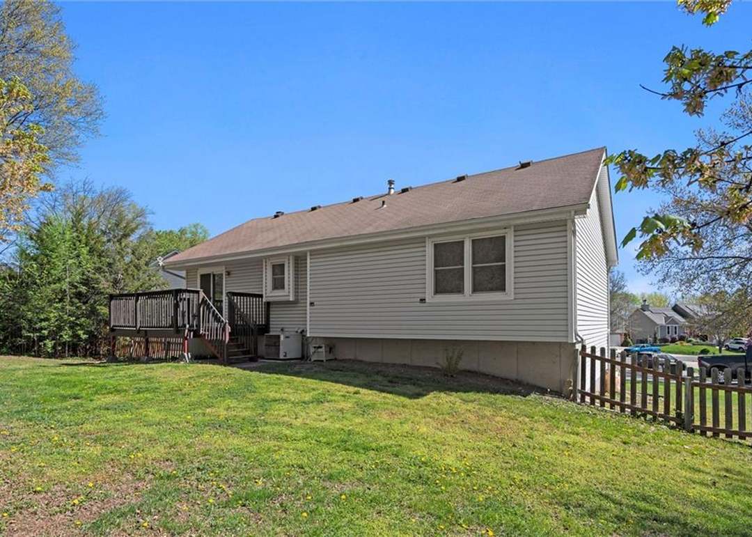 11564 Caenen Street — photo 36