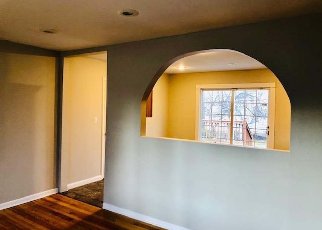 11115 Elmwood Avenue — photo 11