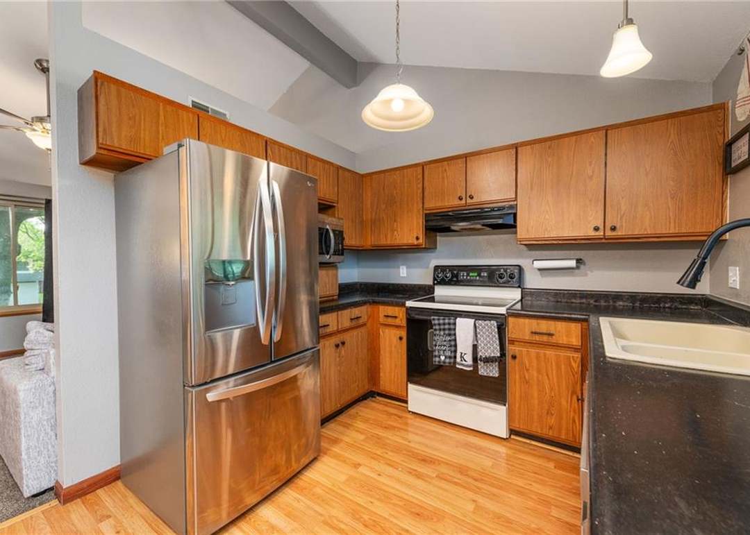 527 Buena Vista Drive — photo 14