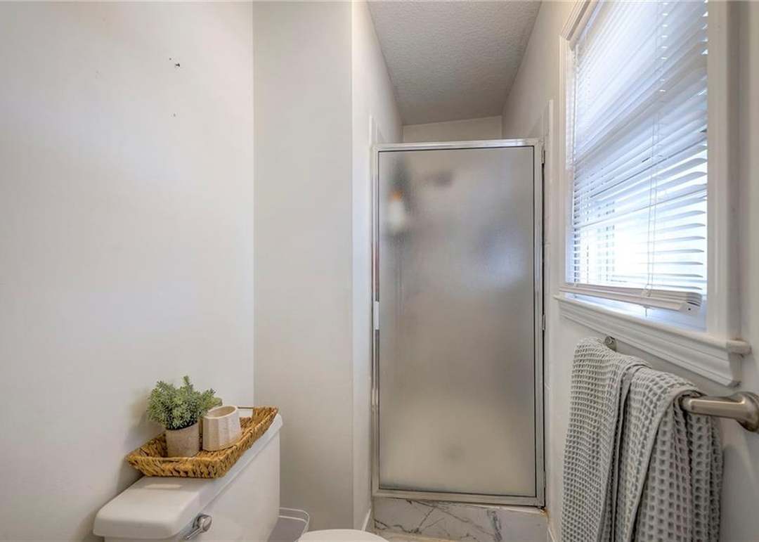 401 N Madison Street — photo 34
