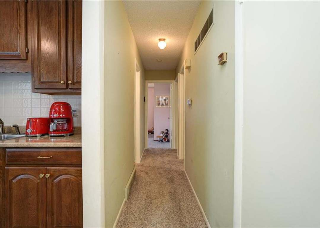 12128 W 68th Street — photo 7