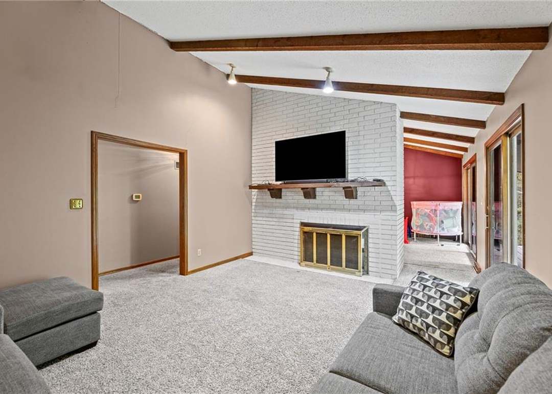 6851 Garfield Drive — photo 10