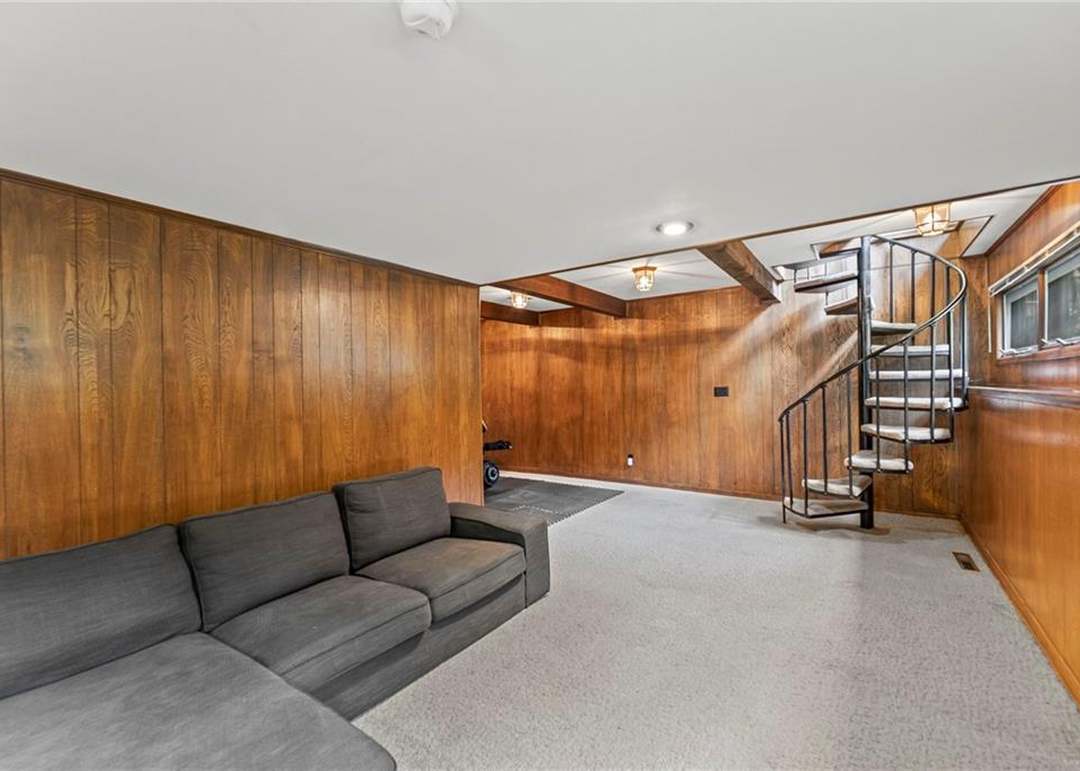 6851 Garfield Drive — photo 17