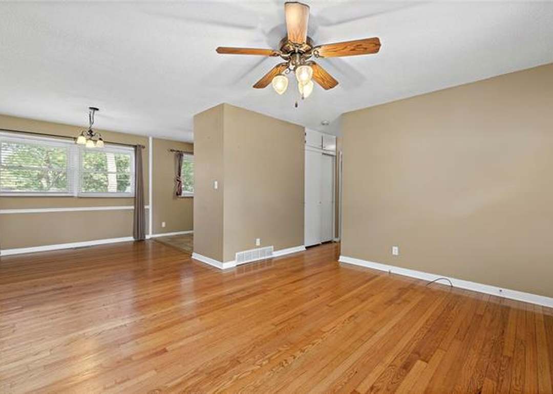 7725 Rosewood Drive — photo 10