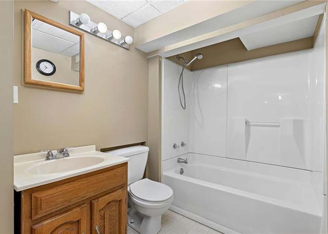 7725 Rosewood Drive — photo 23