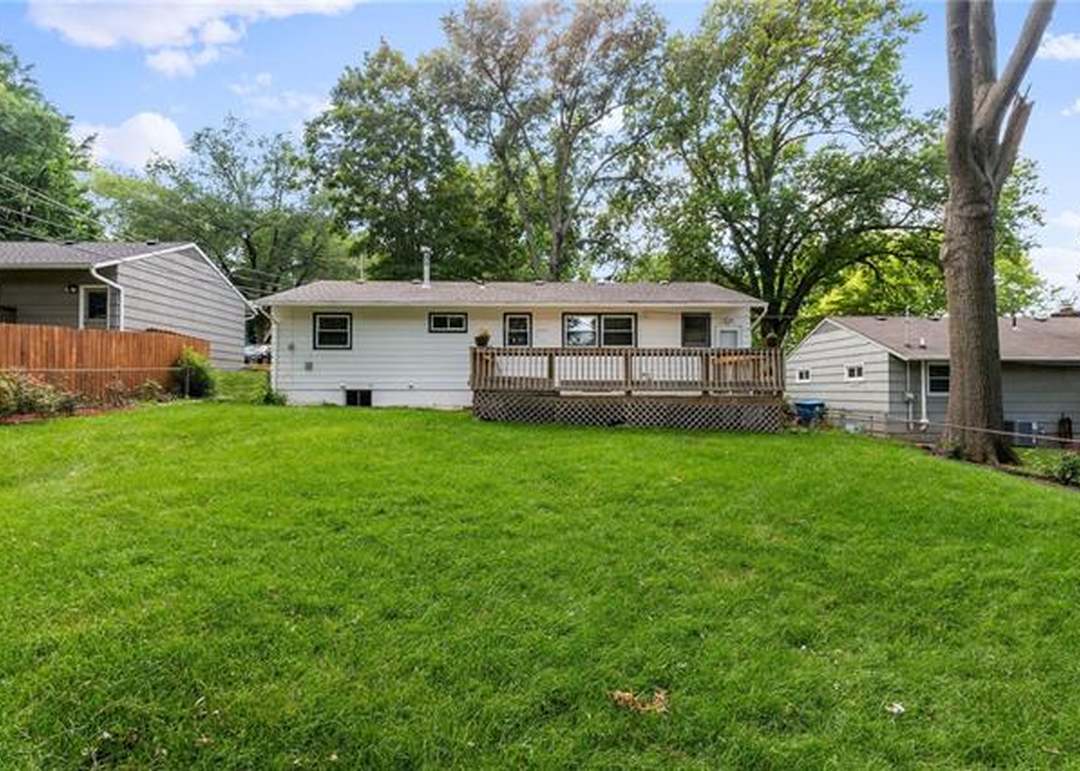 7725 Rosewood Drive — photo 28