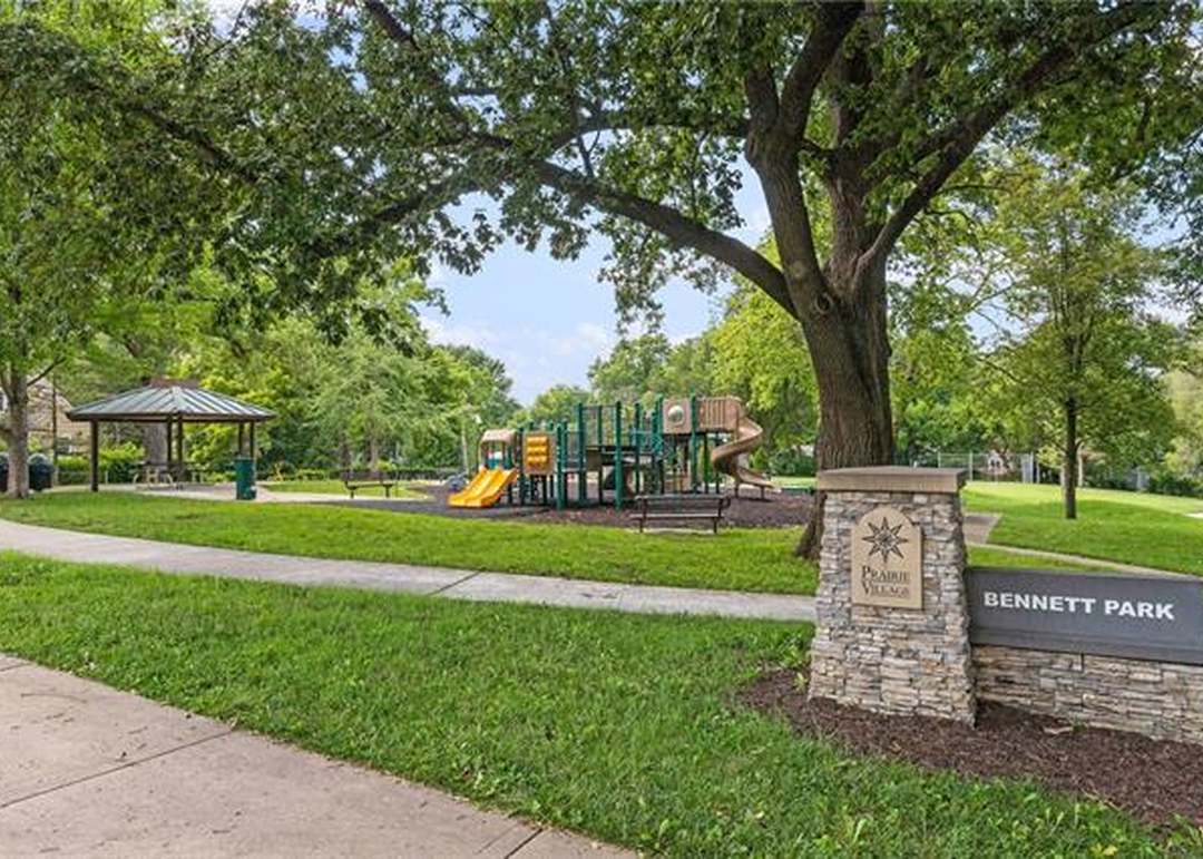 7725 Rosewood Drive — photo 32