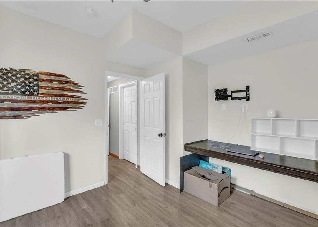 21514 W 53rd Terrace — photo 5