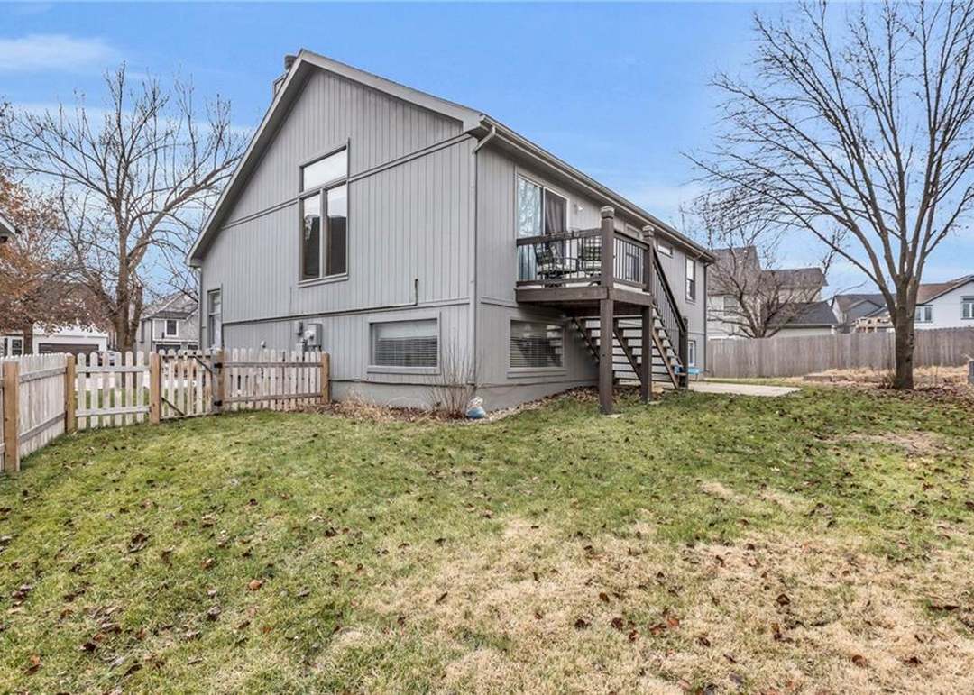 21514 W 53rd Terrace — photo 10