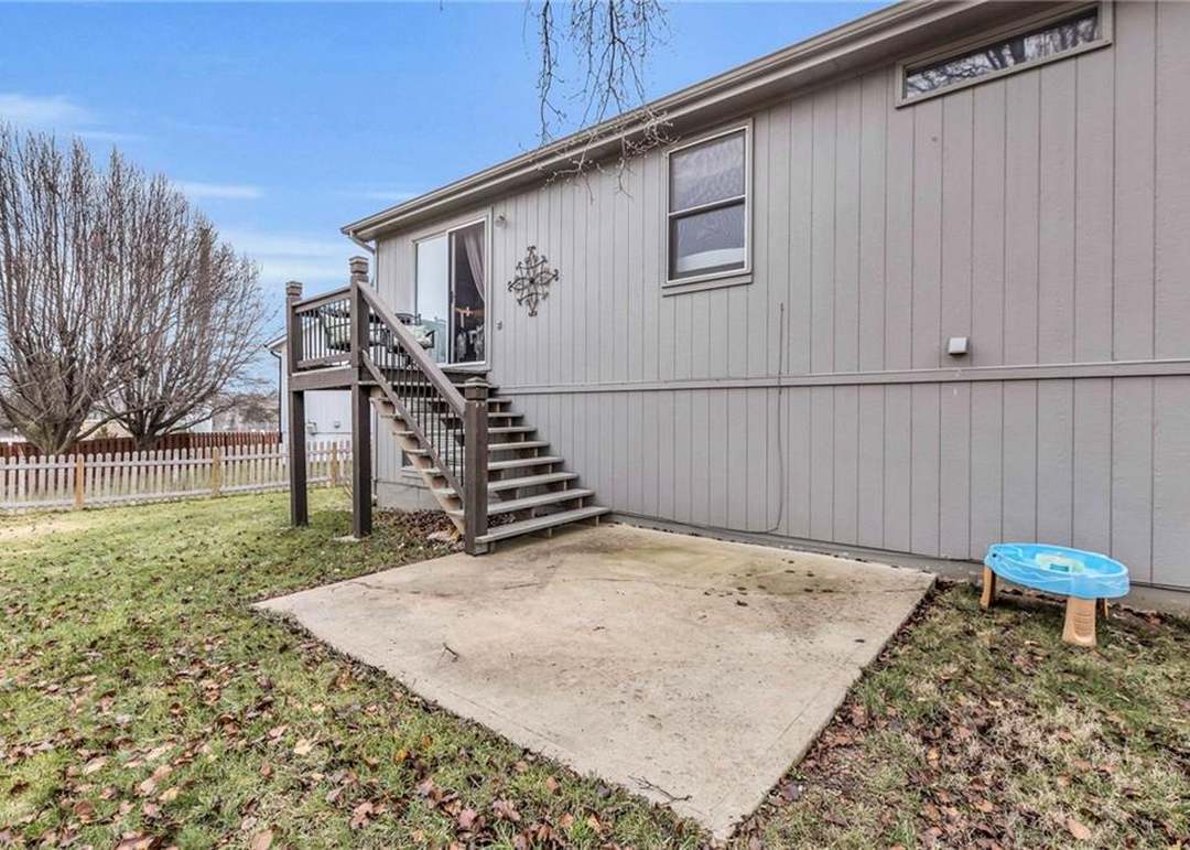21514 W 53rd Terrace — photo 11