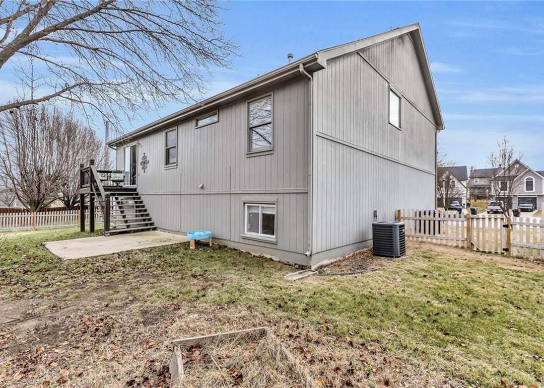 21514 W 53rd Terrace — photo 12