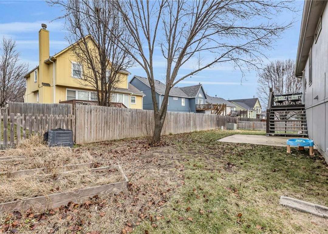 21514 W 53rd Terrace — photo 13
