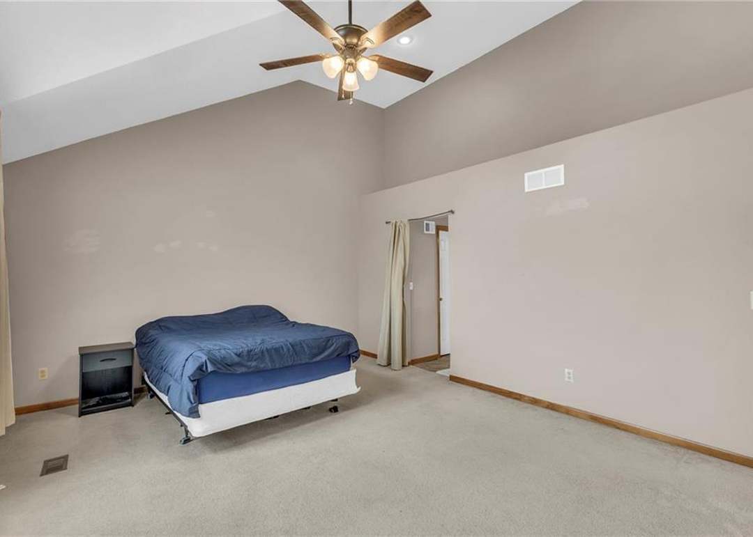 21514 W 53rd Terrace — photo 27