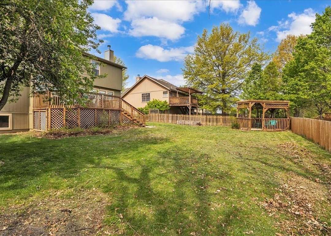 7508 W 156th Street — photo 25
