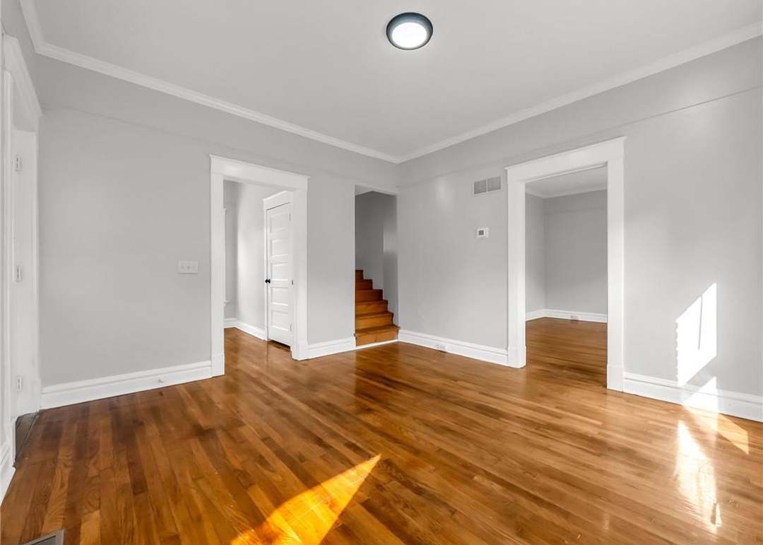 1509 S MAYWOOD Avenue — photo 6