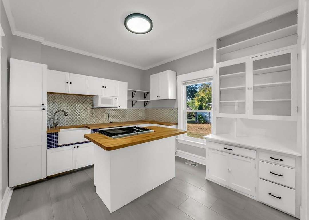 1509 S MAYWOOD Avenue — photo 13