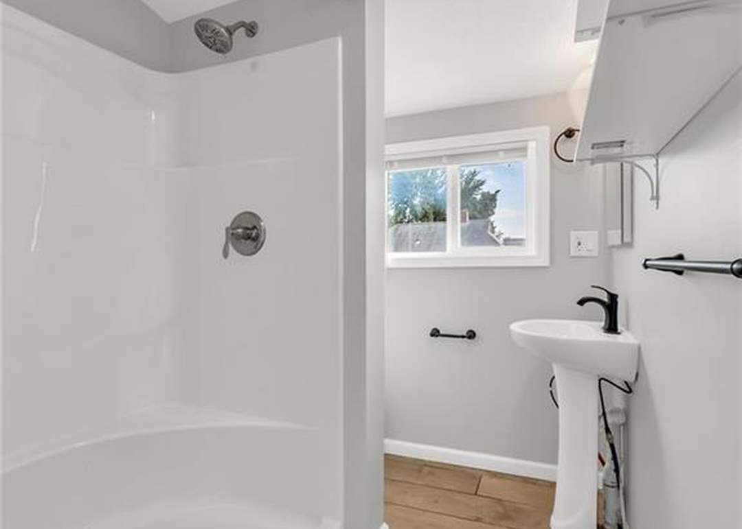 1509 S MAYWOOD Avenue — photo 23