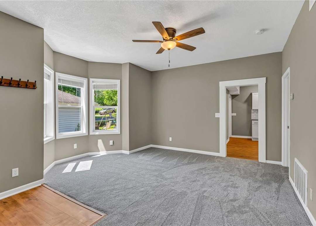 931 Fir Street — photo 4