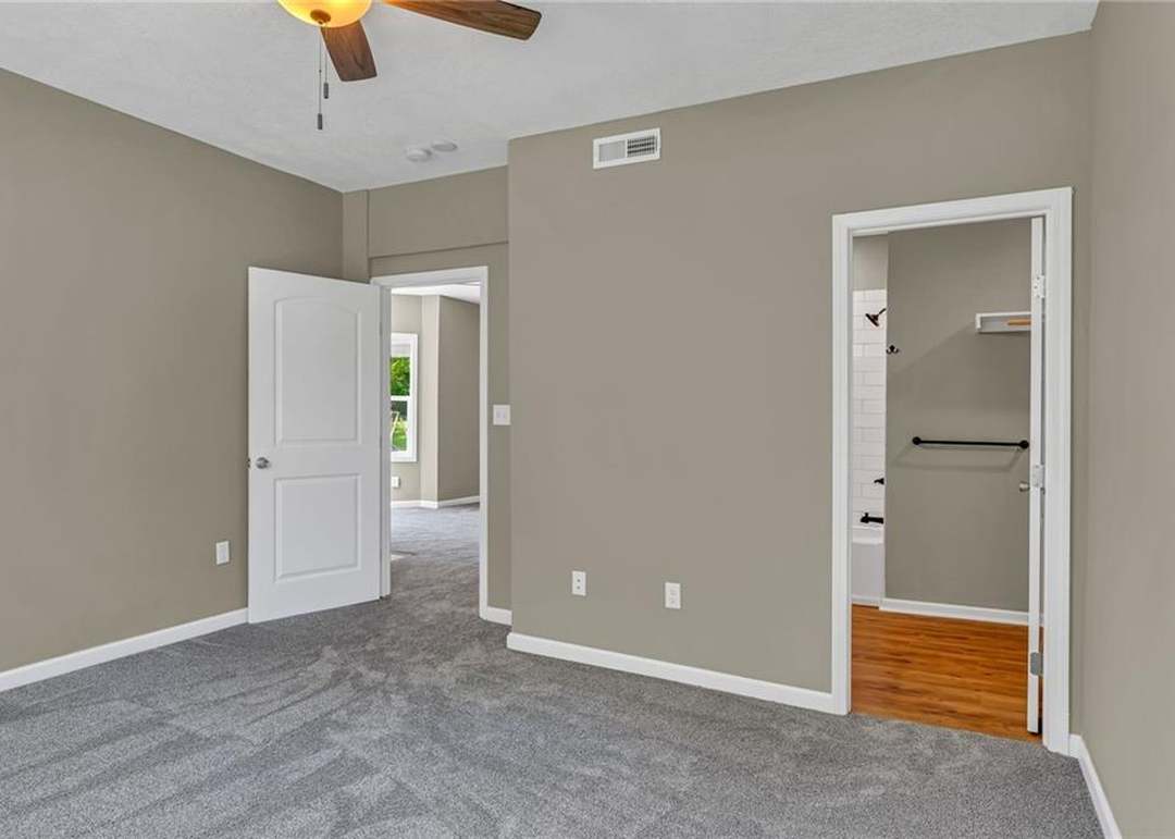 931 Fir Street — photo 5