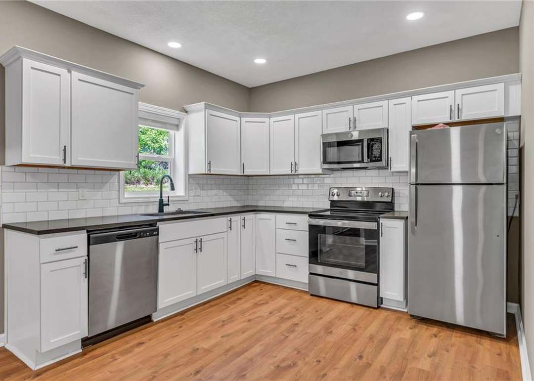 931 Fir Street — photo 8