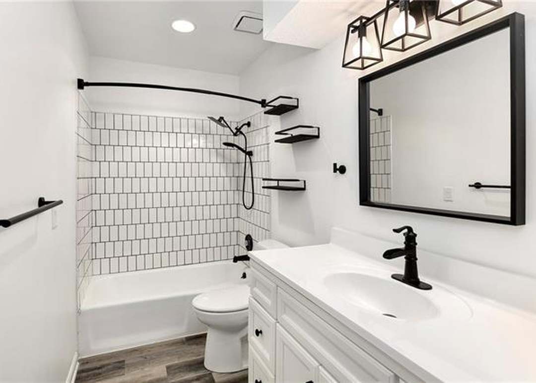 1555 W Santa Fe Street — photo 7