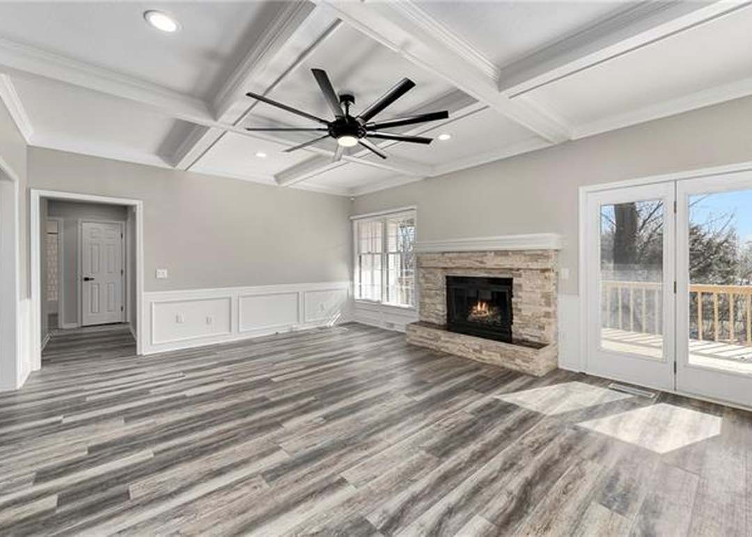 1555 W Santa Fe Street — photo 9