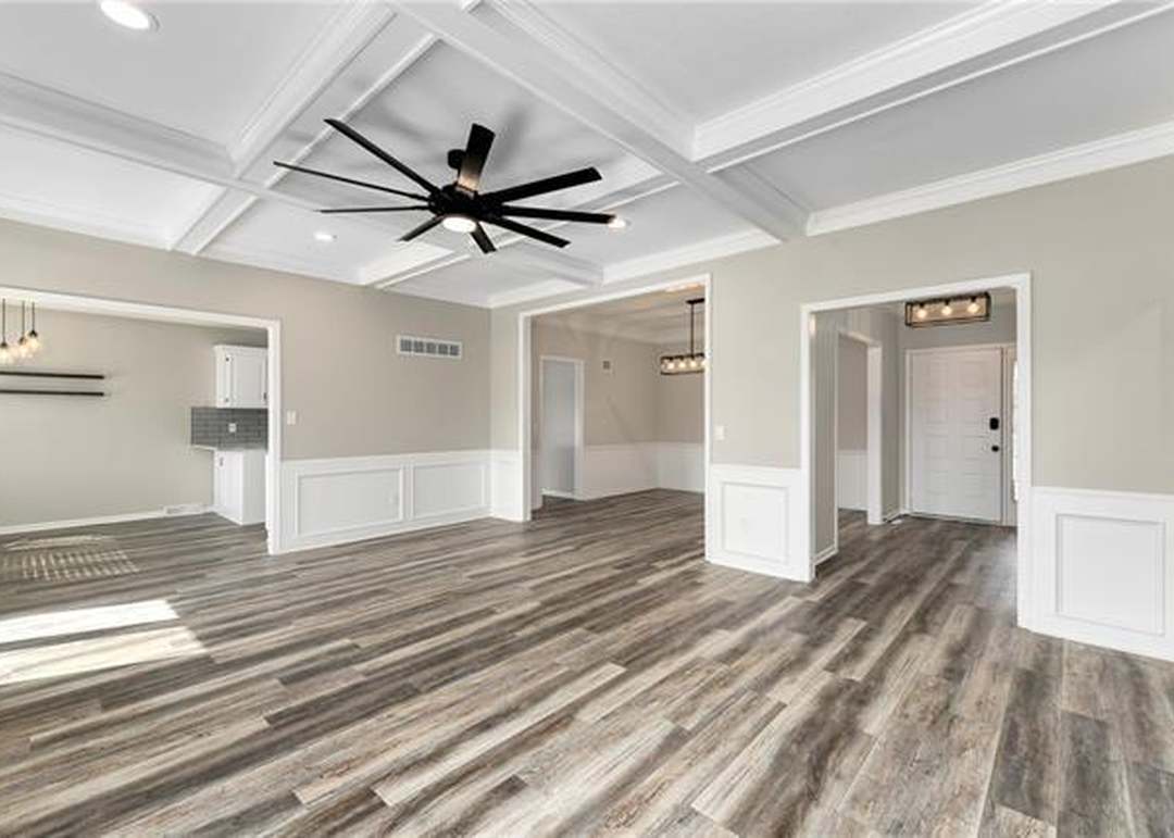 1555 W Santa Fe Street — photo 11