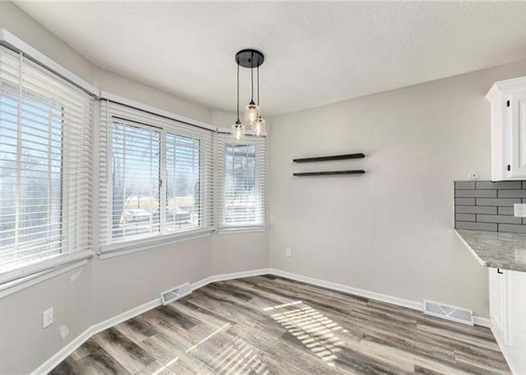 1555 W Santa Fe Street — photo 17