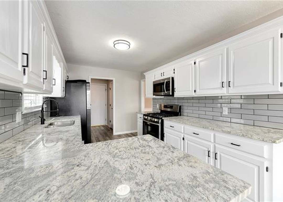 1555 W Santa Fe Street — photo 19