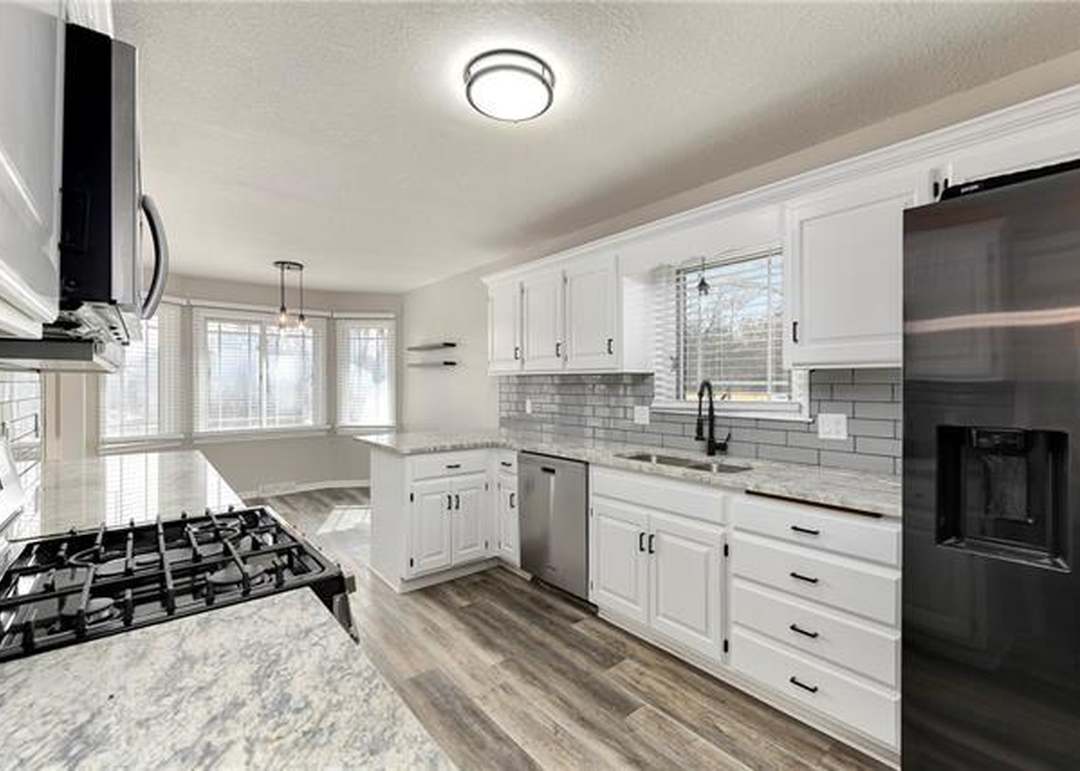1555 W Santa Fe Street — photo 21
