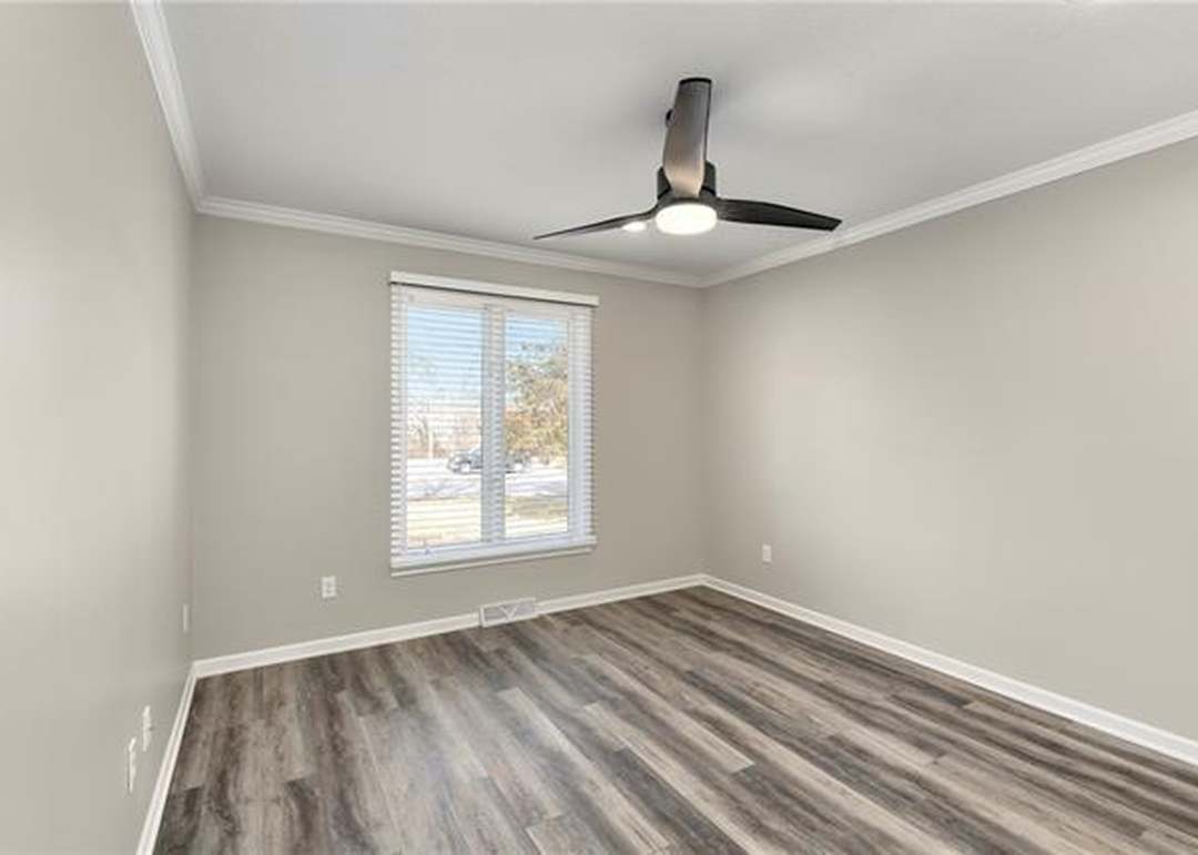 1555 W Santa Fe Street — photo 24