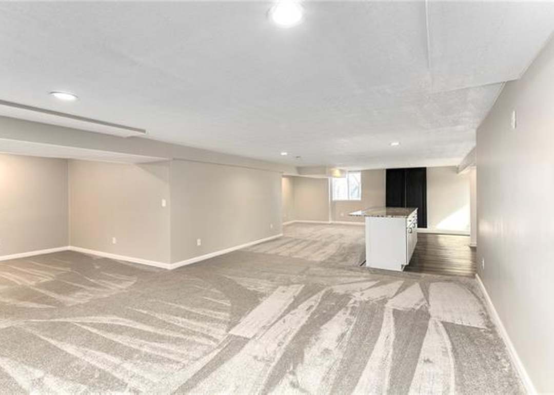 1555 W Santa Fe Street — photo 33