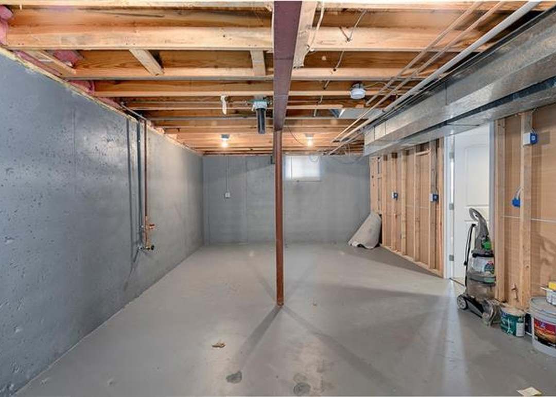 1555 W Santa Fe Street — photo 41